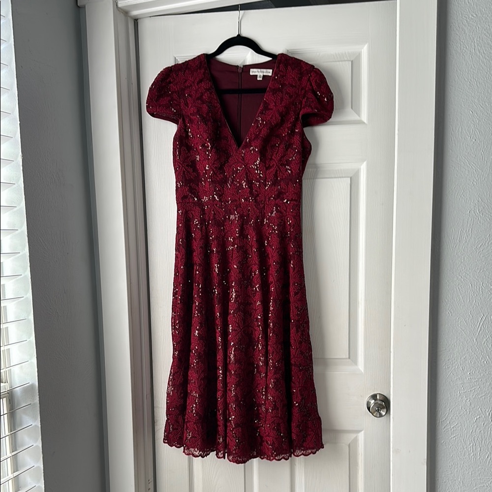 Dress the Population Red Puff Sleeve V-Neck Midi Dress